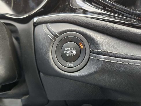 Certified 2022 Dodge Durango GT image 33