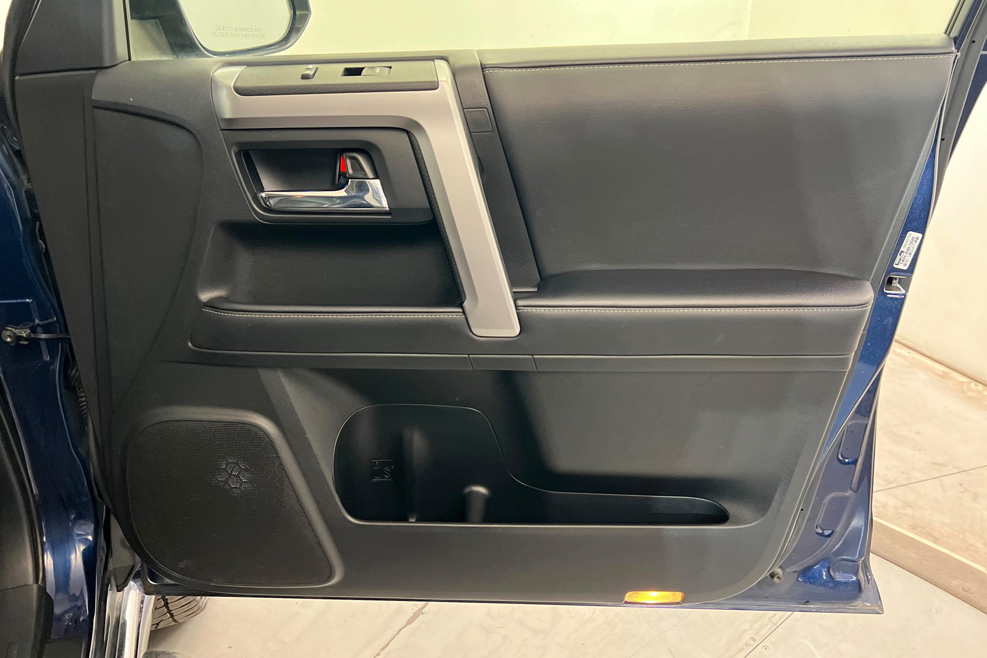 Used 2023 Toyota 4Runner Limited AWD/4WD image 24