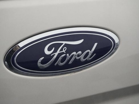 Used 2017 Ford F150 XLT w/ Equipment Group 301A Mid AWD/4WD image 29