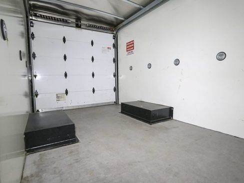 Used 2023 Ford Transit 350 DRW RWD image 18