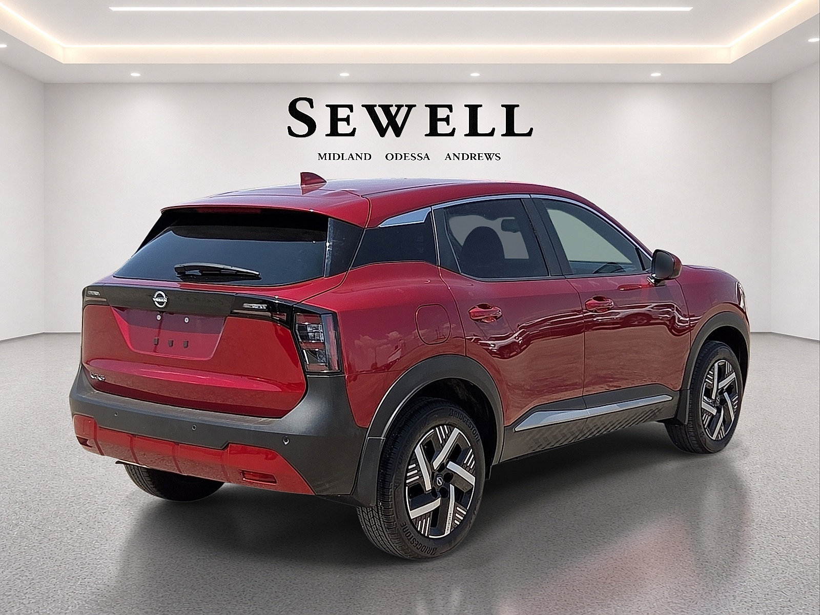 Used 2025 Nissan Kicks SV FWD image 4