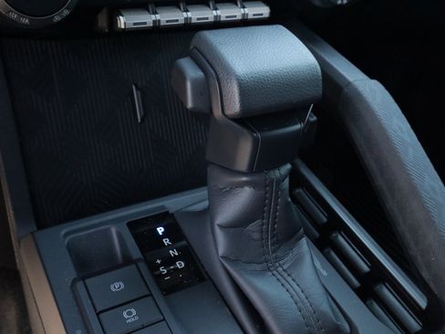 Used 2025 Toyota Tacoma SR5 image 11