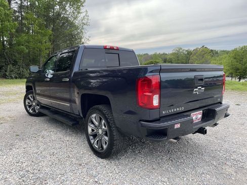 Used 2018 Chevrolet Silverado 1500 LTZ Z71 w/ Centennial Edition image 22