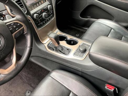 Used 2016 Jeep Grand Cherokee Limited 75th Anniversary AWD/4WD image 16