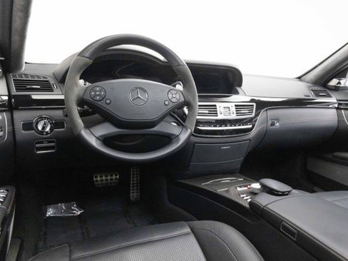 Used 2012 Mercedes-Benz S 63 AMG image 6