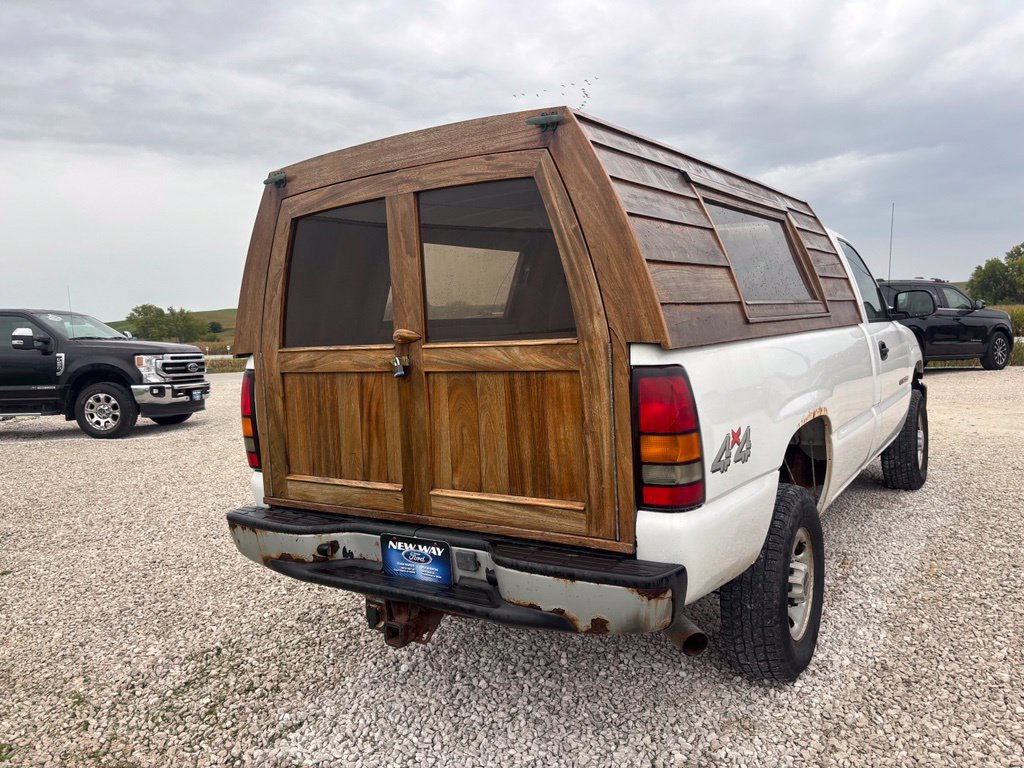 Used 2005 GMC Sierra 2500 W/T AWD/4WD image 7