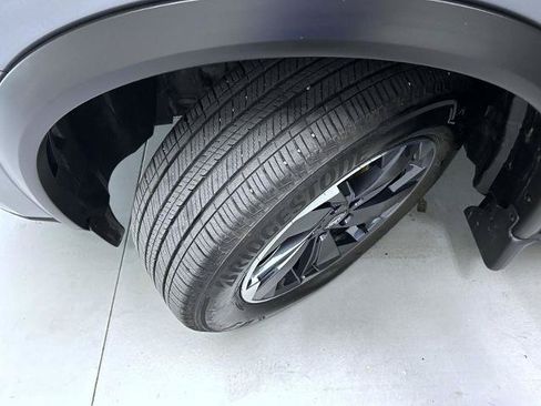 Certified 2025 Nissan Rogue SV AWD/4WD image 23