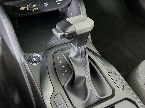 Used 2025 Kia K4 LXS image 24