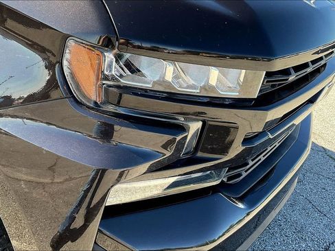 Used 2019 Chevrolet Silverado 1500 RST image 32