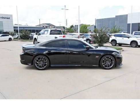 Used 2023 Dodge Charger Scat Pack w/ Plus Group RWD image 6
