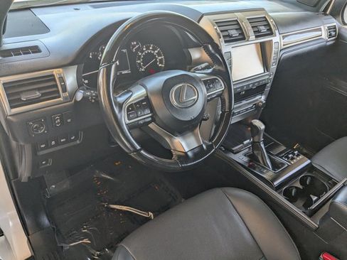 Used 2021 Lexus GX 460 Premium w/ Premium Package AWD/4WD image 10