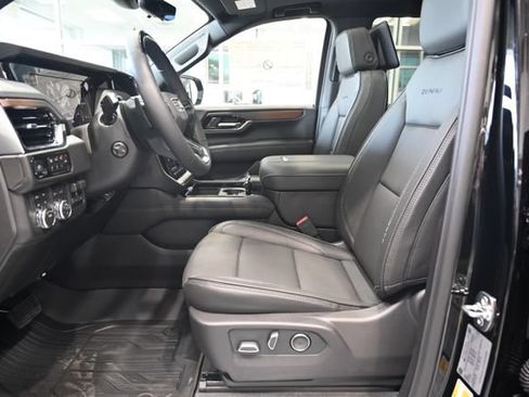 New 2026 GMC Yukon Denali w/ Advanced Technology Package AWD/4WD image 9