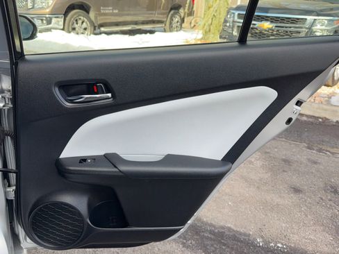 Used 2017 Toyota Prius Two image 15