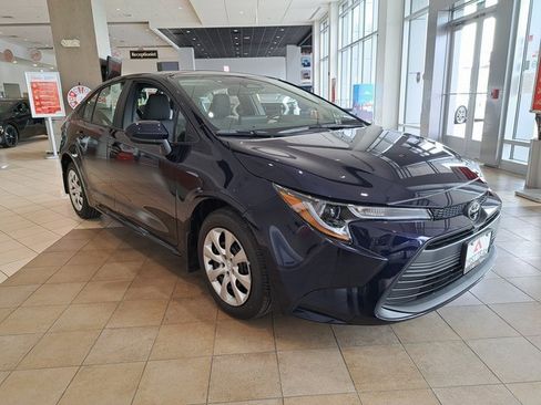 Used 2026 Toyota Corolla LE image 4