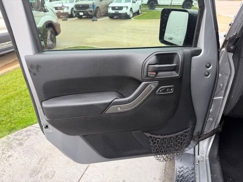 Used 2017 Jeep Wrangler Unlimited Sport w/ Quick Order Package 24S image 8