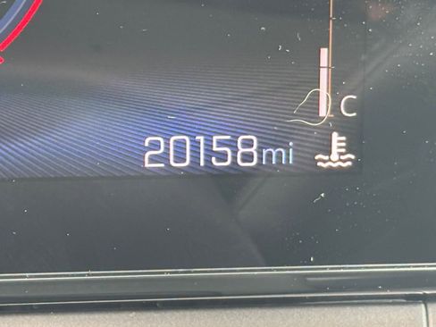 Used 2025 Chevrolet Trax LT image 41