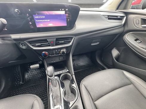 Used 2024 Buick Encore GX Sport Touring w/ Experience Buick Package FWD image 3