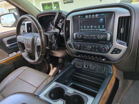 Used 2018 GMC Sierra 1500 SLT AWD/4WD image 34