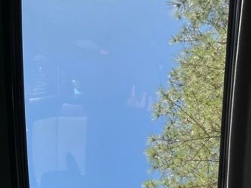 Used 2024 Chevrolet Colorado ZR2 w/ ZR2 Convenience Package III image 25