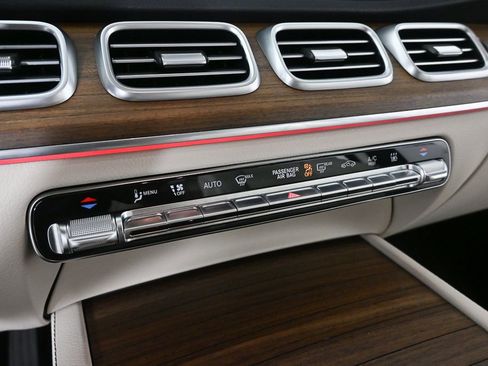 Certified 2025 Mercedes-Benz GLE 450e 4MATIC image 14