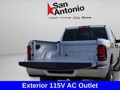 New 2026 RAM 2500 Tradesman AWD/4WD image 9