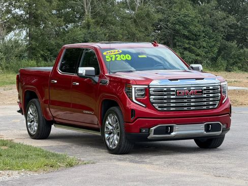 Used 2024 GMC Sierra 1500 Denali w/ Denali Reserve Package AWD/4WD image 1