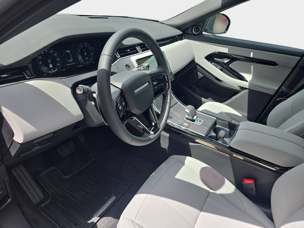 New 2026 Land Rover Range Rover Evoque S AWD/4WD image 13