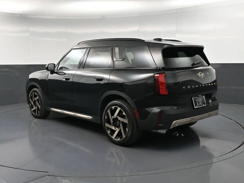 Used 2025 MINI Cooper Countryman S w/ Comfort Package Max AWD/4WD image 3