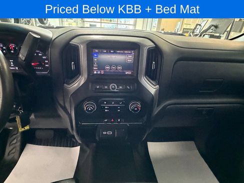 Used 2022 Chevrolet Silverado 2500 W/T w/ WT Convenience Package AWD/4WD image 11