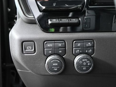 Used 2024 Chevrolet Silverado 1500 ZR2 w/ ZR2 Bison Edition AWD/4WD image 23
