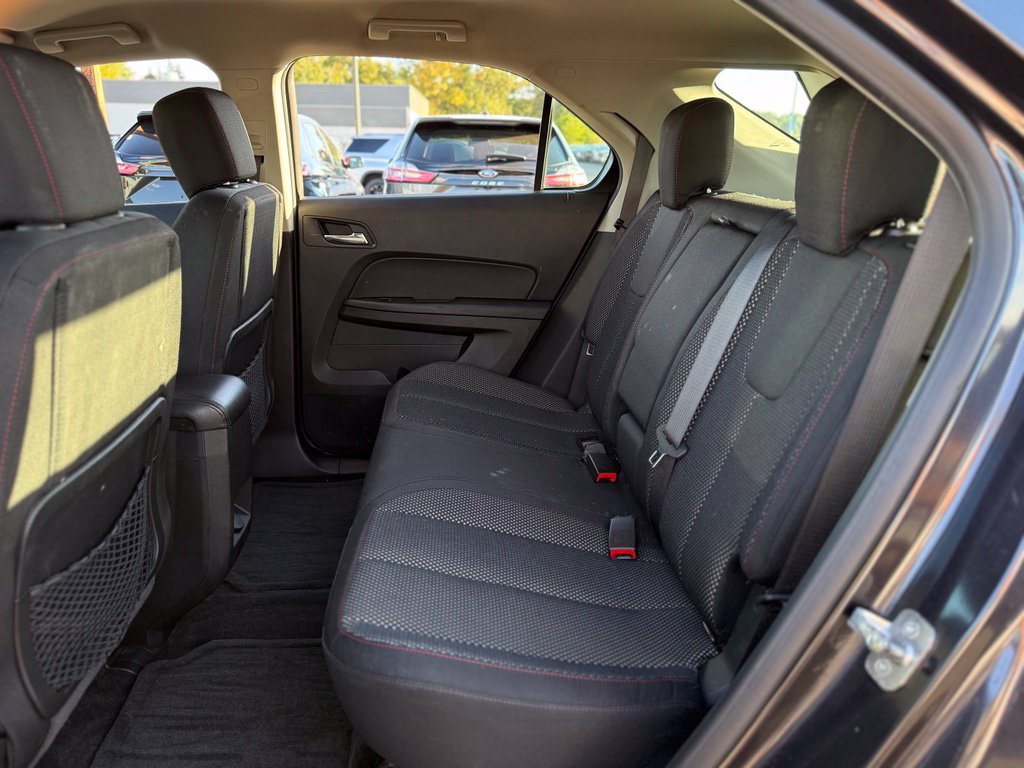 Used 2016 Chevrolet Equinox LS AWD/4WD image 13