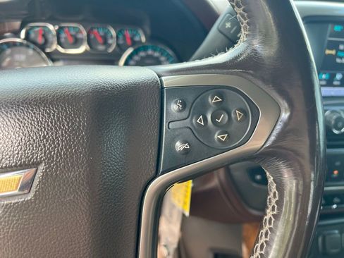 Used 2016 Chevrolet Silverado 2500 High Country w/ Duramax Plus Package AWD/4WD image 39
