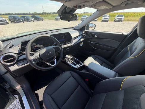 New 2026 Chevrolet Trax ACTIV w/ Driver Confidence Package FWD image 12