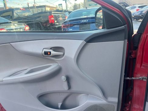 Used 2010 Toyota Corolla FWD image 12