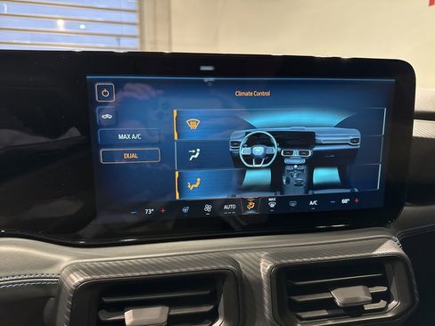 Used 2025 Ford Mustang Dark Horse image 40