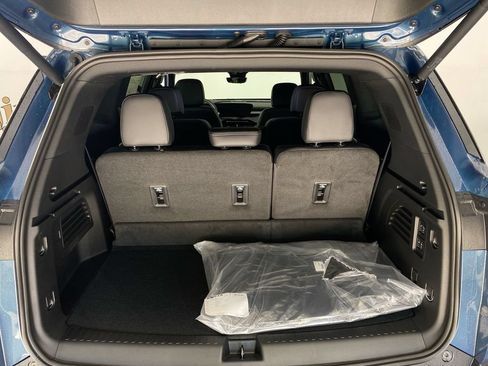 Used 2026 Buick Enclave Preferred w/ Power Package FWD image 23