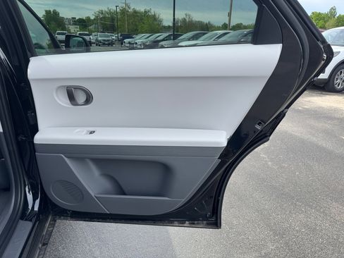New 2026 Hyundai Ioniq 5 SEL AWD/4WD image 25