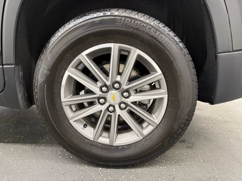 Used 2024 Chevrolet Traverse LT w/ LPO, Floor Liner Package AWD/4WD image 19