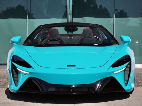 New 2026 McLaren Artura Spider image 2