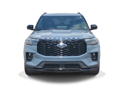 Used 2025 Ford Explorer ST-Line w/ Premium Package AWD/4WD image 2