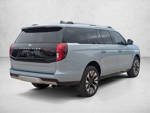 New 2025 Ford Expedition Max Platinum w/ Driver's Package image 2