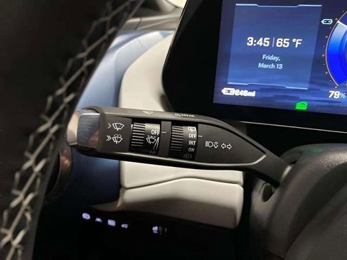 Used 2026 Chevrolet Equinox EV LT image 32