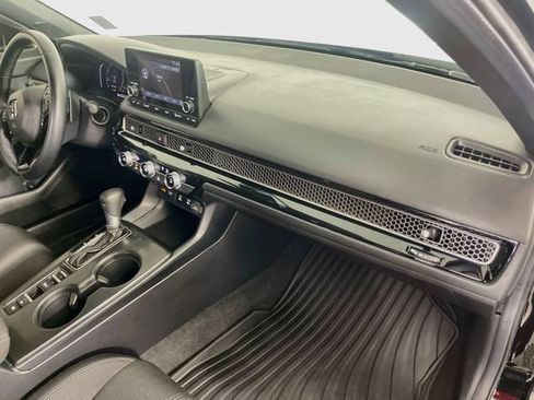 Used 2025 Honda Civic Sport image 27