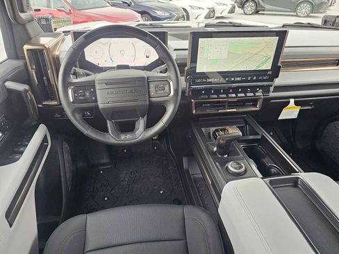 Used 2024 GMC Hummer EV 2X w/ Extreme Off-Road Package image 19
