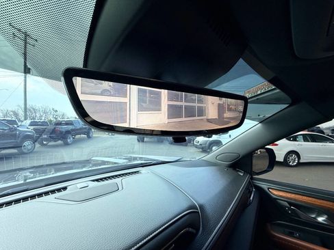 Used 2023 GMC Yukon Denali Ultimate image 34