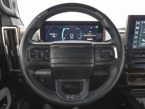 Used 2024 GMC Hummer EV 3X image 17