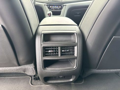 New 2025 Cadillac XT5 Sportv AWD/4WD image 18