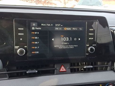 Used 2023 Kia Sportage LX image 17