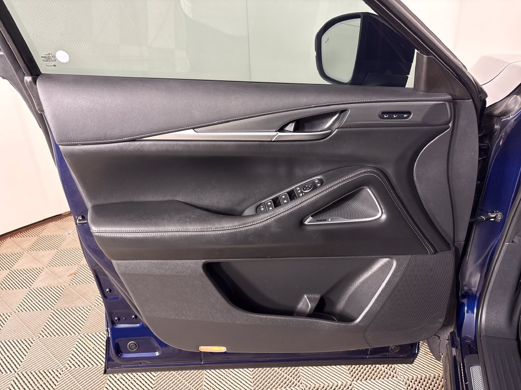 Used 2022 INFINITI QX60 Luxe w/ Vision Package FWD image 16