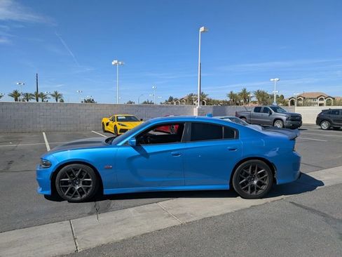 Used 2019 Dodge Charger Scat Pack w/ Plus Group image 8